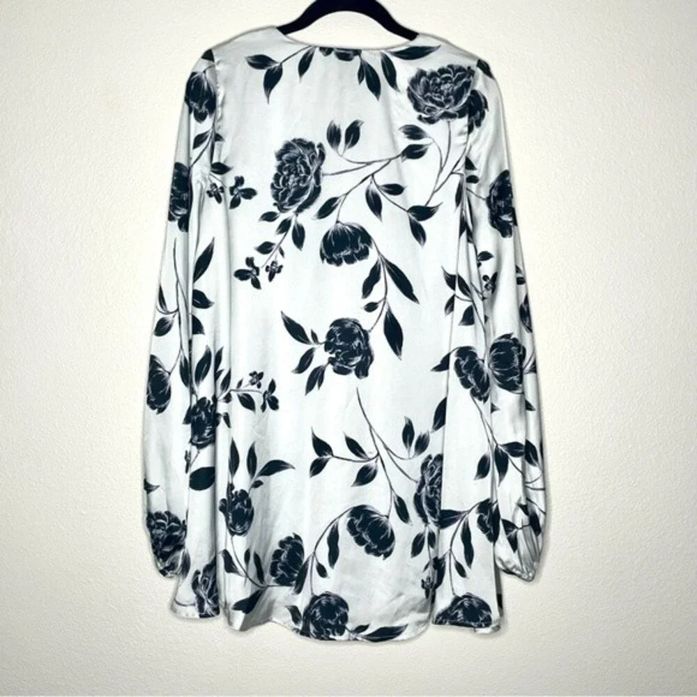 Show Me Your MuMu NWOT Thunderbird Dress S - Picture 4 of 9